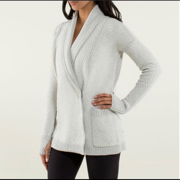 Lululemon Post Practice Cardi - Picture 6 of 9